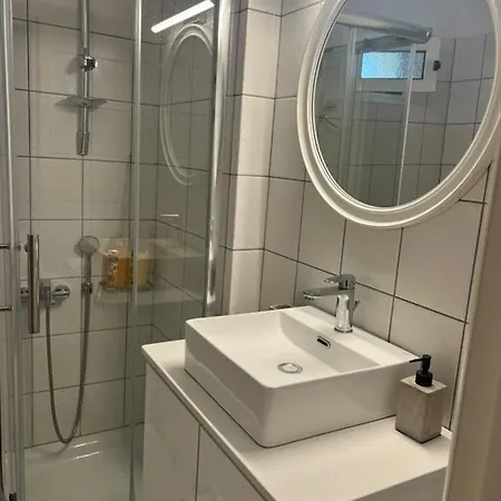 Lovely 1-bedroom In Front Of Sandy * Monemvasia