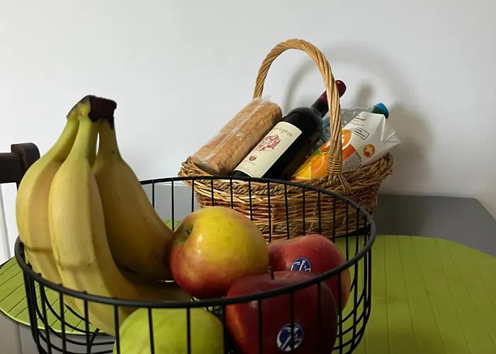 Lovely 1-bedroom In Front Of Sandy بيت للعطل